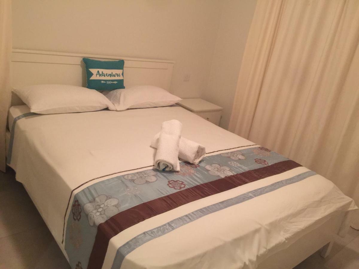 Lingna Luxury Apartment Lighthouse Paphos ภายนอก รูปภาพ
